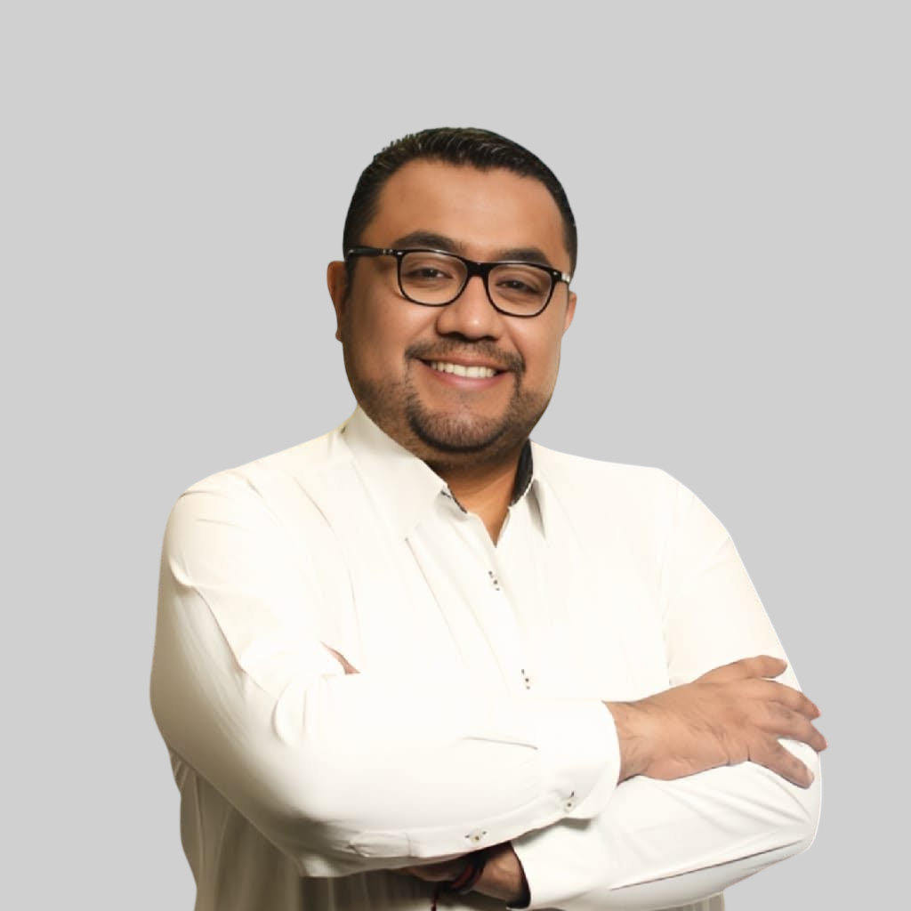 Ernesto  Santillán Ramírez